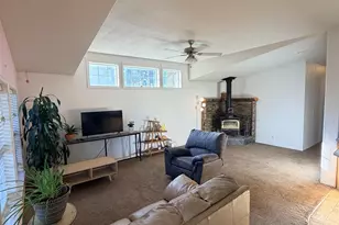 127 Escondido Way, Delleker, CA 96122 - Photo 9