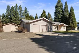 181 E Magnolia Ave, Portola, CA 96122 - Photo 1