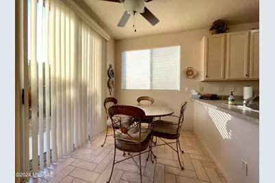 2442 W Tom Watson Drive, Tucson, AZ 85742 - Photo 9