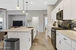 39589 S Summerwood Dr, Saddlebrooke, AZ 85739 - Photo 13