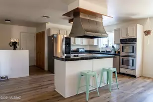 5463 N Stonehouse Pl, Tucson, AZ 85750 - Photo 3