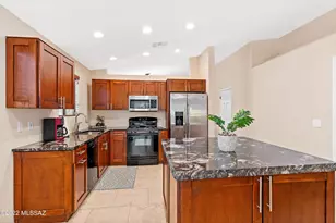 4906 N Sabino Gulch Ct, Tucson, AZ 85750 - Photo 9