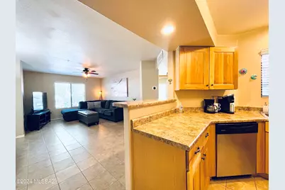 5751 N Kolb Road #38102, Tucson, AZ 85750 - Photo 9