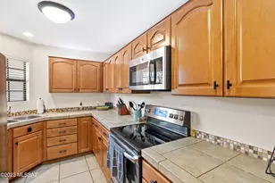 6414 N Tierra De Las Catalinas, Tucson, AZ 85718 - Photo 7