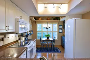 5466 N Arroyo Vista Dr, Tucson, AZ 85718 - Photo 5