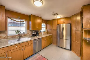 4914 E Rosewood St St, Tucson, AZ 85711 - Photo 7