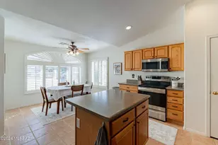 36500 S Rock Crest Dr, Saddlebrooke, AZ 85739 - Photo 19