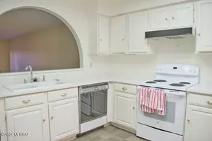 1118 W Calle Excelso, Green Valley, AZ 85614 - Photo 11