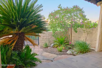 1118 W Calle Excelso, Green Valley, AZ 85614 - Photo 23