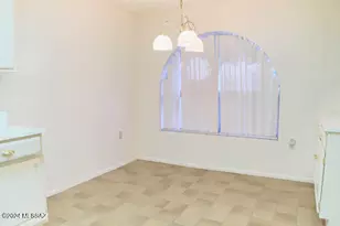 1118 W Calle Excelso, Green Valley, AZ 85614 - Photo 9