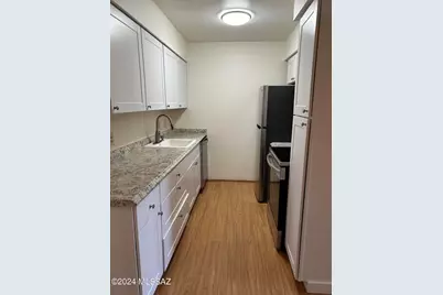 6331 N Barcelona Court #914, Tucson, AZ 85704 - Photo 3