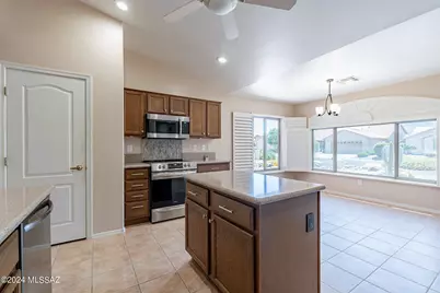 36562 S Wind Crest Drive, Saddlebrooke, AZ 85739 - Photo 7