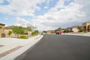 2725 East Calle Joya de Ventura, Tucson, AZ 85706 - Photo 35