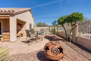 1463 E Ganymede Dr, Tucson, AZ 85737 - Photo 9