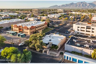 6436 E Broadway Boulevard, Tucson, AZ 85710 - Photo 33