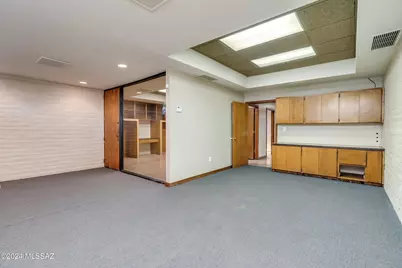 6436 E Broadway Boulevard, Tucson, AZ 85710 - Photo 17