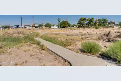 3502 E Felix Boulevard, Tucson, AZ 85706 - Photo 19
