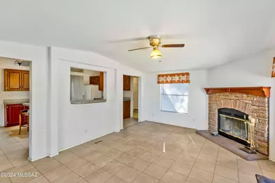 1915 S Cody Loop Road, Oracle, AZ 85623 - Photo 11