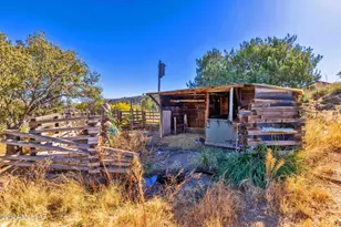 1915 S Cody Loop Rd, Oracle, AZ 85623 - Photo 43