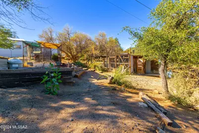 1915 S Cody Loop Road, Oracle, AZ 85623 - Photo 41