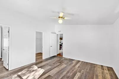 1915 S Cody Loop Road, Oracle, AZ 85623 - Photo 19