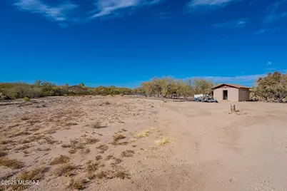 1100 W Calle Privada, Sahuarita, AZ 85629 - Photo 33