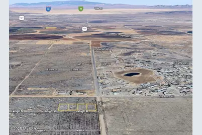 E Lehigh Street #20, Pearce, AZ 85625 - Photo 3