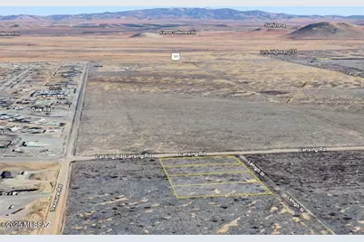 E Lehigh Street #20, Pearce, AZ 85625 - Photo 5