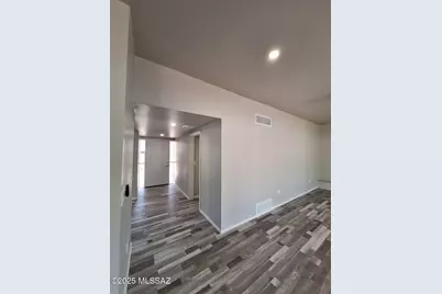6932 E 4th Street, Tucson, AZ 85710 - Photo 29