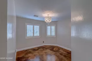 5577 W Painted Cliff Dr, Marana, AZ 85658 - Photo 29