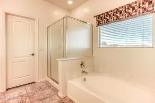 8273 N Amber Burst Dr, Tucson, AZ 85743 - Photo 27