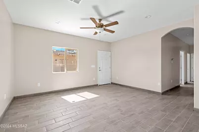 1358 N Apache Drive, Tucson, AZ 85745 - Photo 9