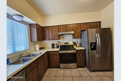 896 S Pantano Road, Tucson, AZ 85710 - Photo 9