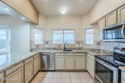 4884 S Desert Sunset Drive, Green Valley, AZ 85622 - Photo 23