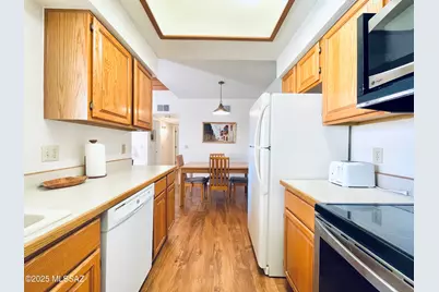5750 N Camino Esplendora #203, Tucson, AZ 85718 - Photo 7