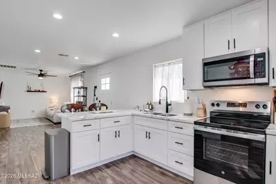 1221 E 13th Street, Tucson, AZ 85719 - Photo 11
