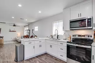 1221 E 13th St, Tucson, AZ 85719 - Photo 11