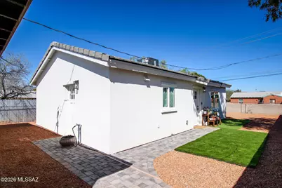 1221 E 13th Street, Tucson, AZ 85719 - Photo 5