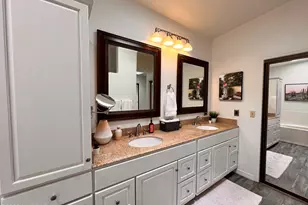 5848 N Bright Star Dr, Tucson, AZ 85718 - Photo 23