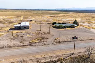 3923 W Thompson Rd, Elfrida, AZ 85610 - Photo 3