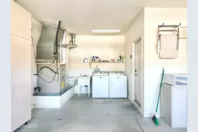 9524 N Twinkling Shadows Way, Tucson, AZ 85743 - Photo 15