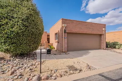 1594 W Calle Hacienda, Green Valley, AZ 85622 - Photo 1