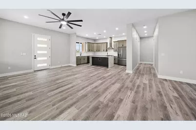 102 S Montgomery Avenue, Vail, AZ 85641 - Photo 17