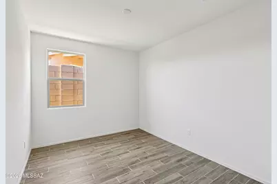 898 W Calle Bombona, Sahuarita, AZ 85629 - Photo 5