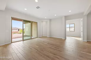 878 N Astronomer Ln, Green Valley, AZ 85614 - Photo 11