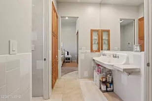 12137 N Solitude Ridge Pl, Tucson, AZ 85755 - Photo 21