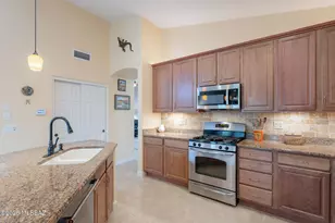 2740 E Ponce Ct, Green Valley, AZ 85614 - Photo 19