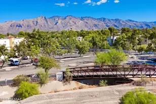 2028 E River Rd, Tucson, AZ 85718 - Photo 31