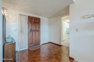 723 S Los Zafiros, Green Valley, AZ 85614 - Photo 5