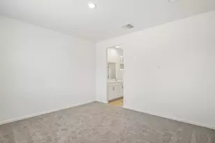 9840 N Solstice Ave, Tucson, AZ 85743 - Photo 23